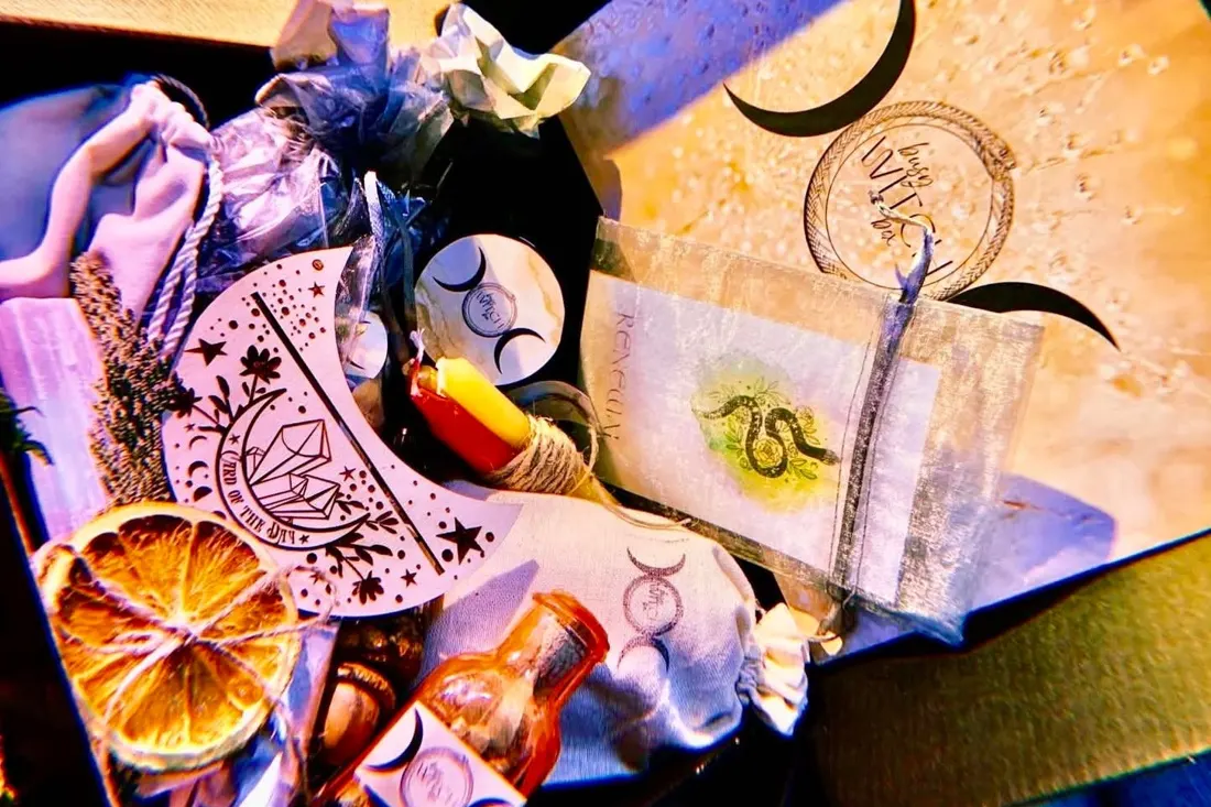Busy Witch Box subscription box 2